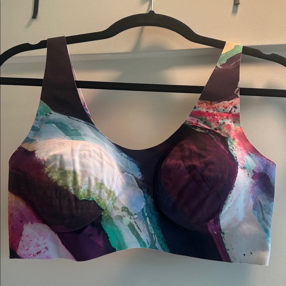 Knix Seamless Bra. Size Large. Light Removeable Padding. Luxe Lift Pullover.